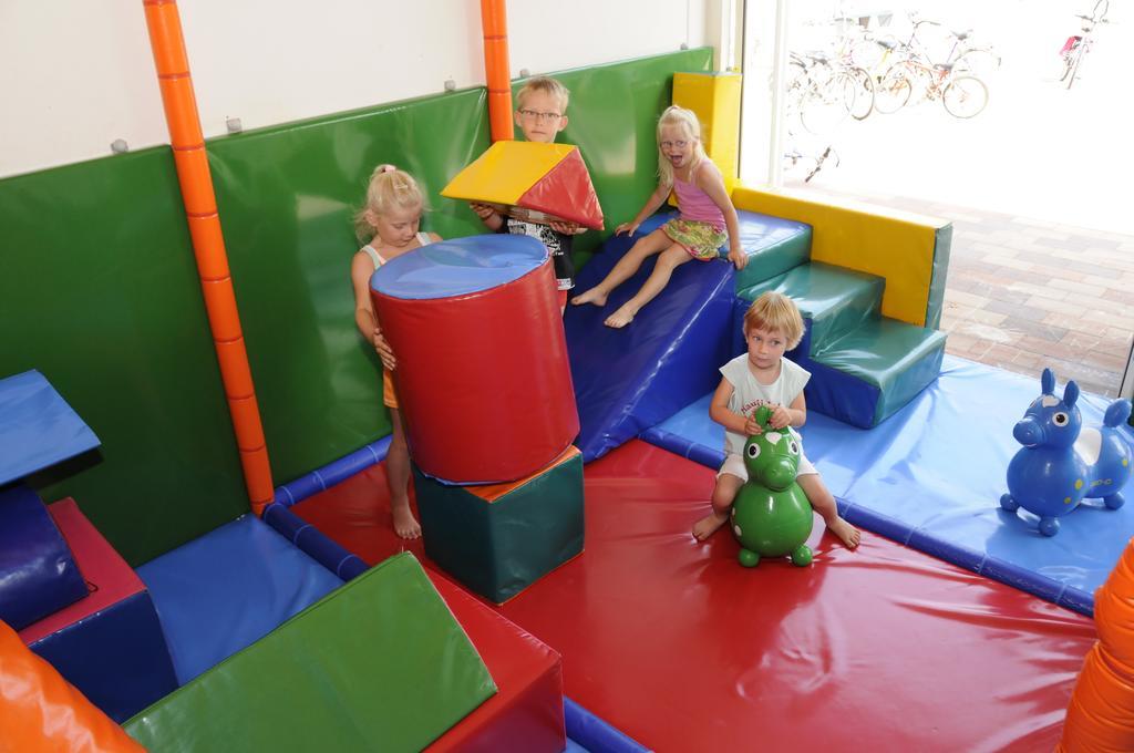 Camping Het Wieskamp Henxel Екстериор снимка