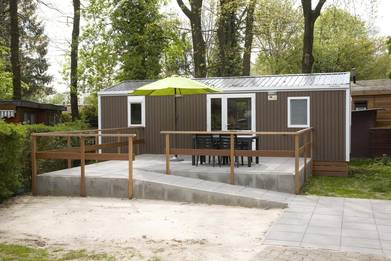 Camping Het Wieskamp Henxel Стая снимка
